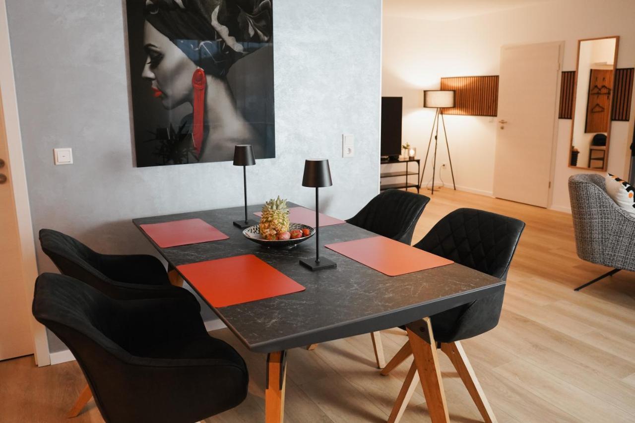 Kamin, Parkplatz, Balkon, Stilvolles Zuhause,Grosszuegig Apartment Paderborn Luaran gambar