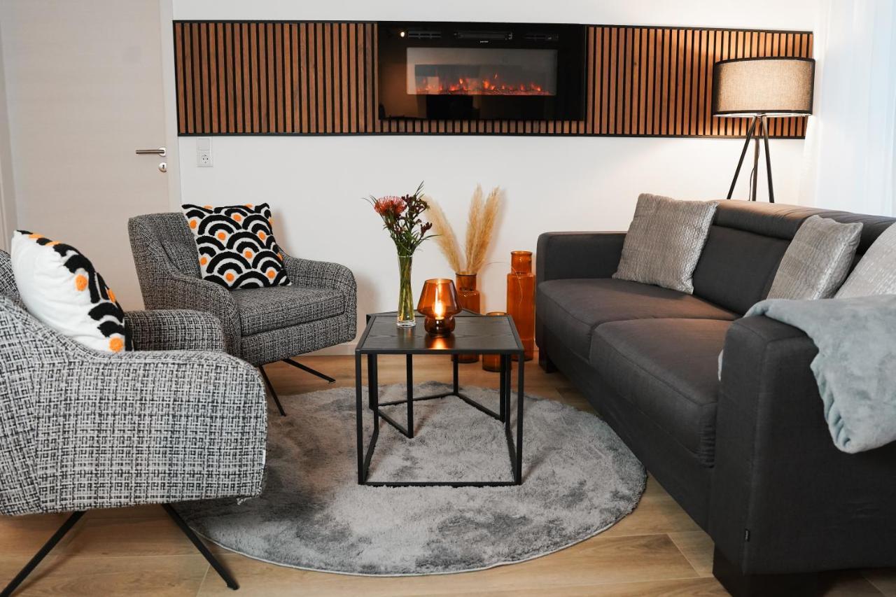 Kamin, Parkplatz, Balkon, Stilvolles Zuhause,Grosszuegig Apartment Paderborn Luaran gambar